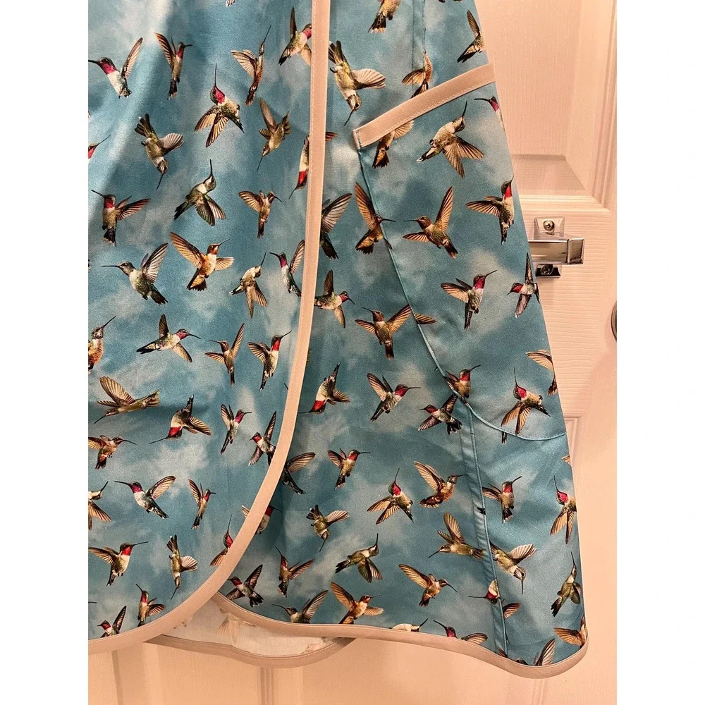 Criss Cross Apron Pockets: Hummingbird Print, S-L Cottagecore Crossback Apron